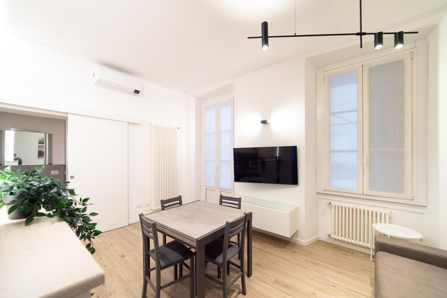 Hbhall Porta Romana Suite Милано Екстериор снимка